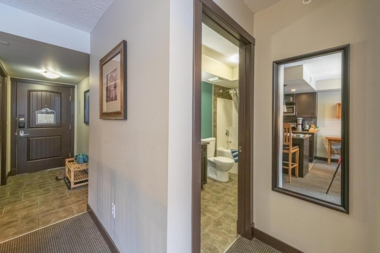 Copperstone Resort - Mountain View 2 Bedroom Condo Canmore Exteriör bild